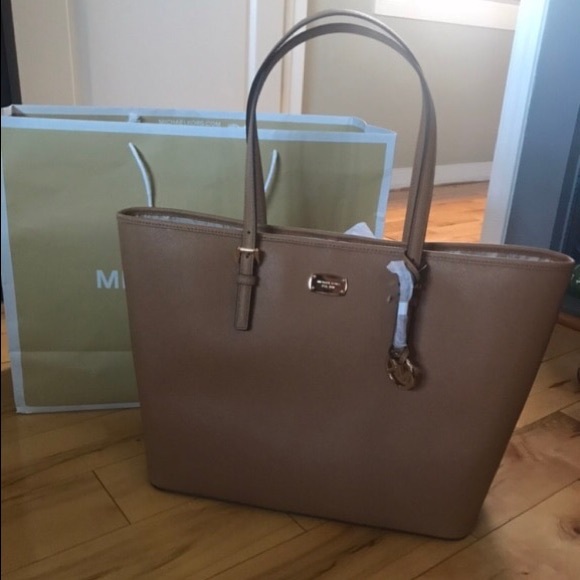 MICHAEL Michael Kors Handbags - Michael Kors Jet Set Travel Tote